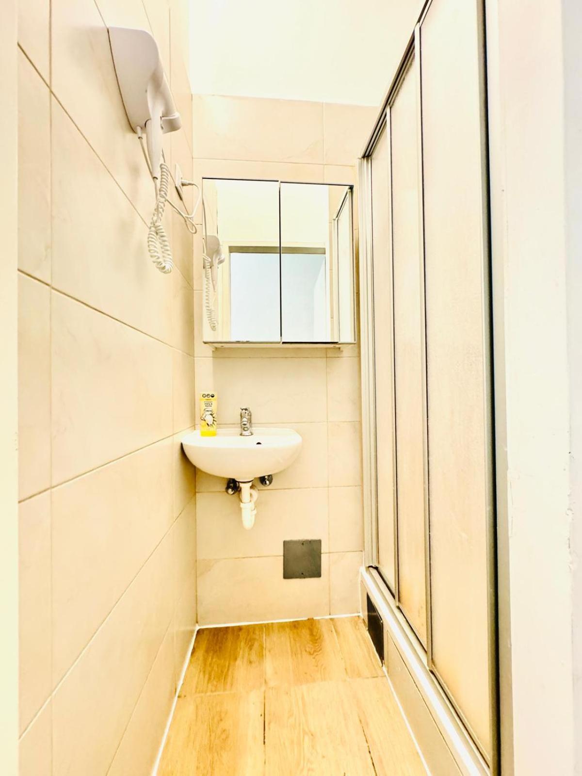 4br In A Shared Apt, 10 Min To Fac Platz * Wien
